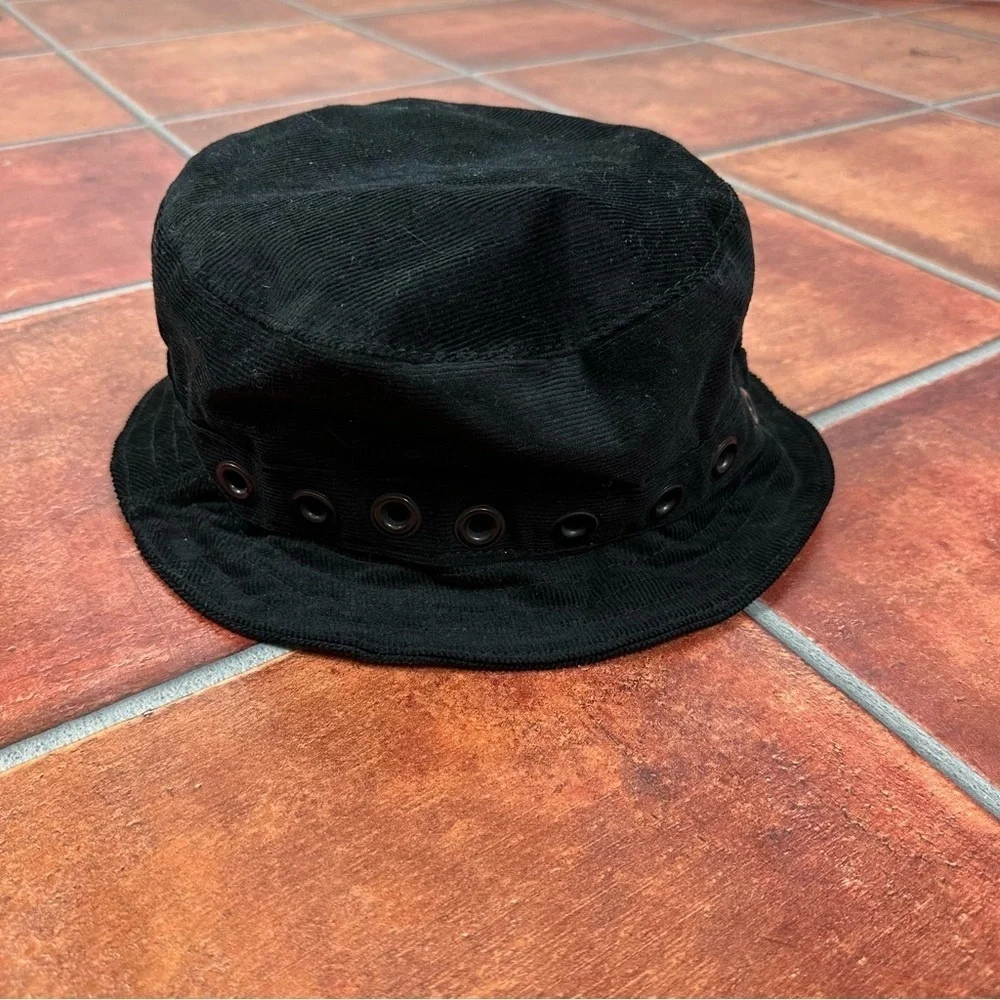 NWOT Marc Vachon Black Magic Bucket Hat